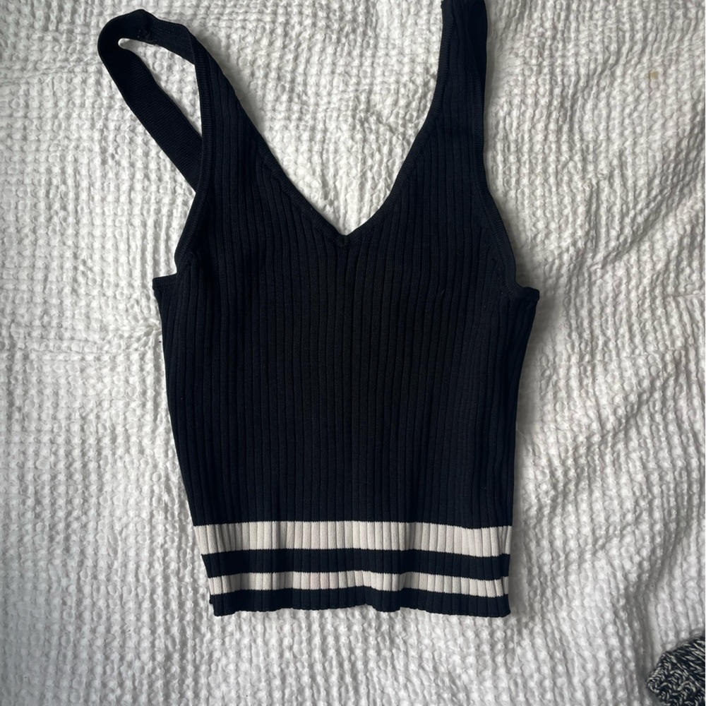 Forever 21 women’s cropped top